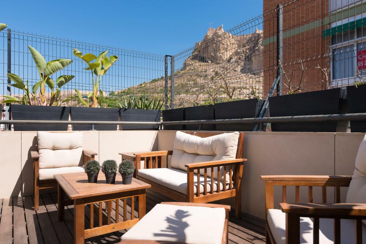 Boutique Penhouse In The City Old Town Alicante Exterior photo